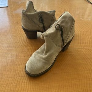 Fiorentini Baker ankle boots